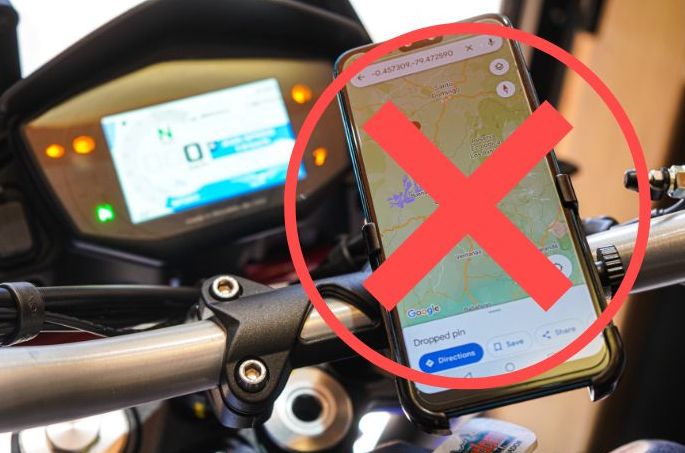 do not mount your cell phone to your motorcycle handlebars