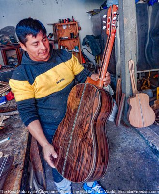guitar maker in san bartolome ecuador