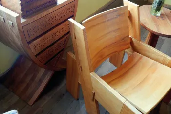 Wood Furniture Maker